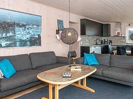 6 Person Holiday Home in Ebeltoft
