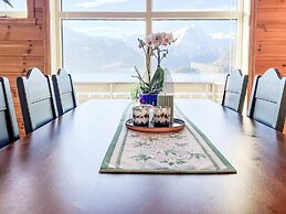 6 Person Holiday Home in Leikanger