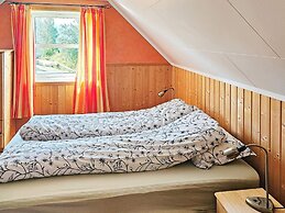 6 Person Holiday Home in Leikanger