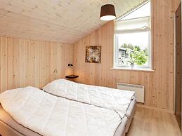 6 Person Holiday Home in Jerup