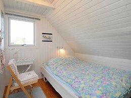 6 Person Holiday Home in Oksbol