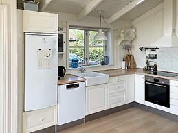 8 Person Holiday Home in Broager-by Traum