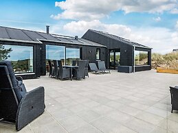 8 Person Holiday Home in Albaek-by Traum