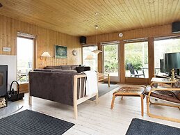 Spacious Holiday Home in Karrebæksminde near Fishing