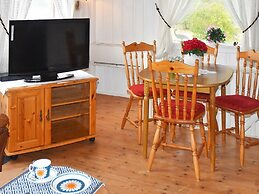 6 Person Holiday Home in Sæbø