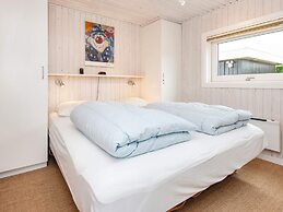 6 Person Holiday Home in Borkop