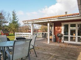 6 Person Holiday Home in Glesborg-by Traum