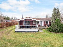 6 Person Holiday Home in Glesborg-by Traum