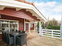 6 Person Holiday Home in Glesborg-by Traum