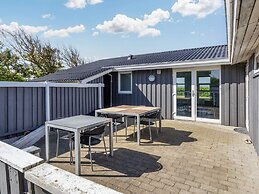 10 Person Holiday Home in Vestervig-by Traum