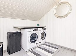 6 Person Holiday Home in Jerup