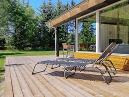 8 Person Holiday Home in Bindslev-by Traum
