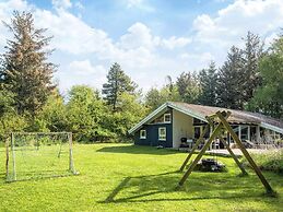 8 Person Holiday Home in Bindslev-by Traum