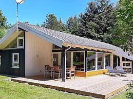 8 Person Holiday Home in Bindslev-by Traum
