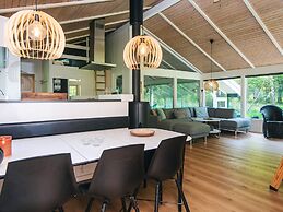 8 Person Holiday Home in Bindslev-by Traum
