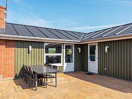 6 Person Holiday Home in Ringkobing