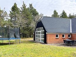 10 Person Holiday Home in Norre Nebel