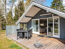 6 Person Holiday Home in Ebeltoft