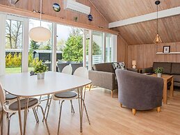 6 Person Holiday Home in Ebeltoft-by Traum
