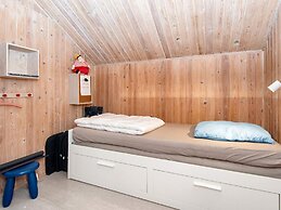 6 Person Holiday Home in Ebeltoft-by Traum