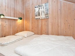 6 Person Holiday Home in Ebeltoft-by Traum