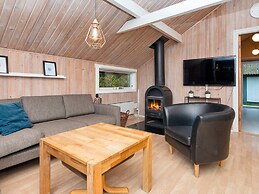 6 Person Holiday Home in Ebeltoft-by Traum