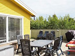 6 Person Holiday Home in Vaeggerlose