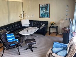 6 Person Holiday Home in Vaeggerlose