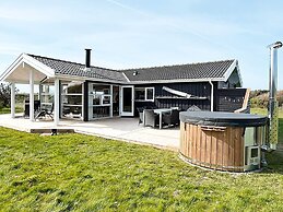 6 Person Holiday Home in Hjorring-by Traum