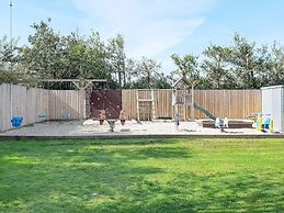 12 Person Holiday Home in Vinderup-by Traum