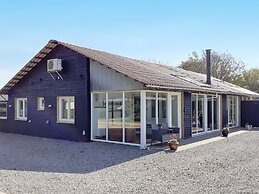 12 Person Holiday Home in Vinderup-by Traum