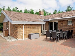 9 Person Holiday Home in Blavand