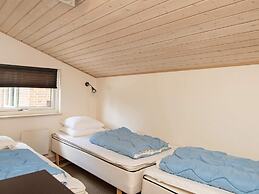 9 Person Holiday Home in Blavand