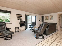 9 Person Holiday Home in Blavand