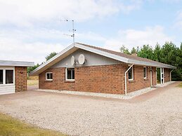 9 Person Holiday Home in Blavand