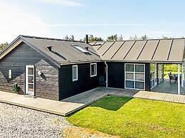 Luxurious Holiday Home in Løkken with Hot Tub & Sauna