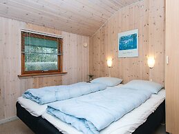 6 Person Holiday Home in Hemmet