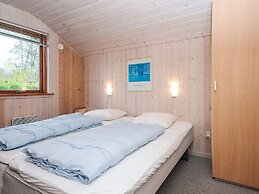 6 Person Holiday Home in Hemmet