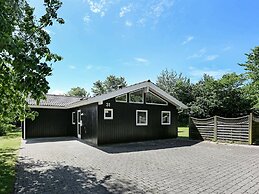 10 Person Holiday Home in Gilleleje-by Traum