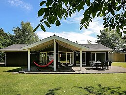 10 Person Holiday Home in Gilleleje-by Traum