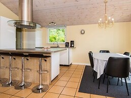 6 Person Holiday Home in Hovborg-by Traum