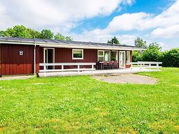 6 Person Holiday Home in Hovborg