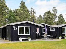 6 Person Holiday Home in Blavand