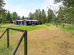 6 Person Holiday Home in Blavand