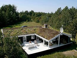 6 Person Holiday Home in Albaek-by Traum