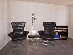 6 Person Holiday Home in Hemmet-by Traum