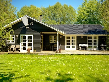 Tranquil Retreat With Spa - By Traum Ferienwohnungen