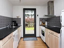 Quaint Holiday Home in Farsø With Indoor Whirlpool