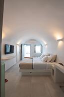 Caldera Cliff Illusion