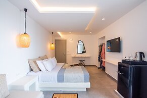 Caldera Cliff Illusion